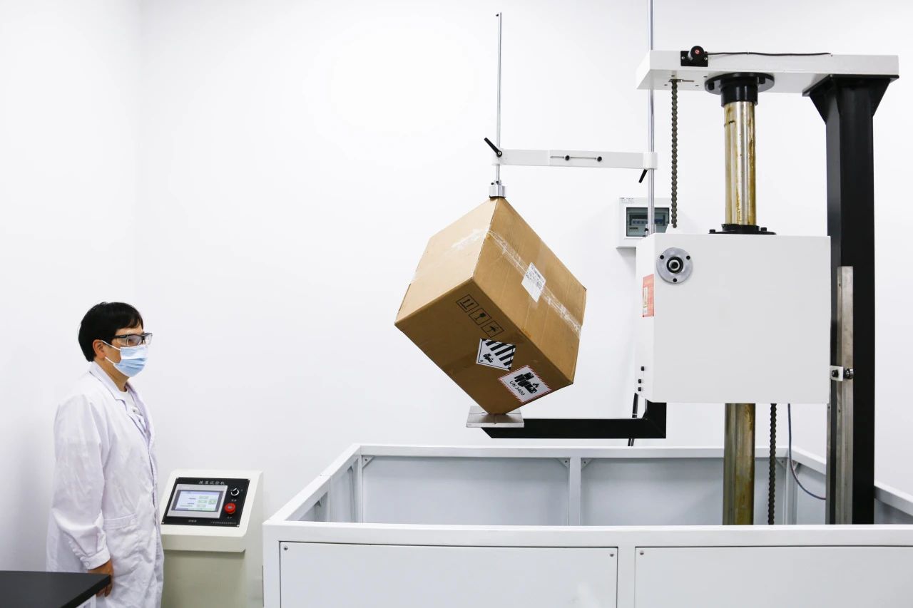 賦能鐵路運輸安全——我司危險品專家許丹紅做《鐵路危險貨物分類鑒定及其應用》專題技術報告